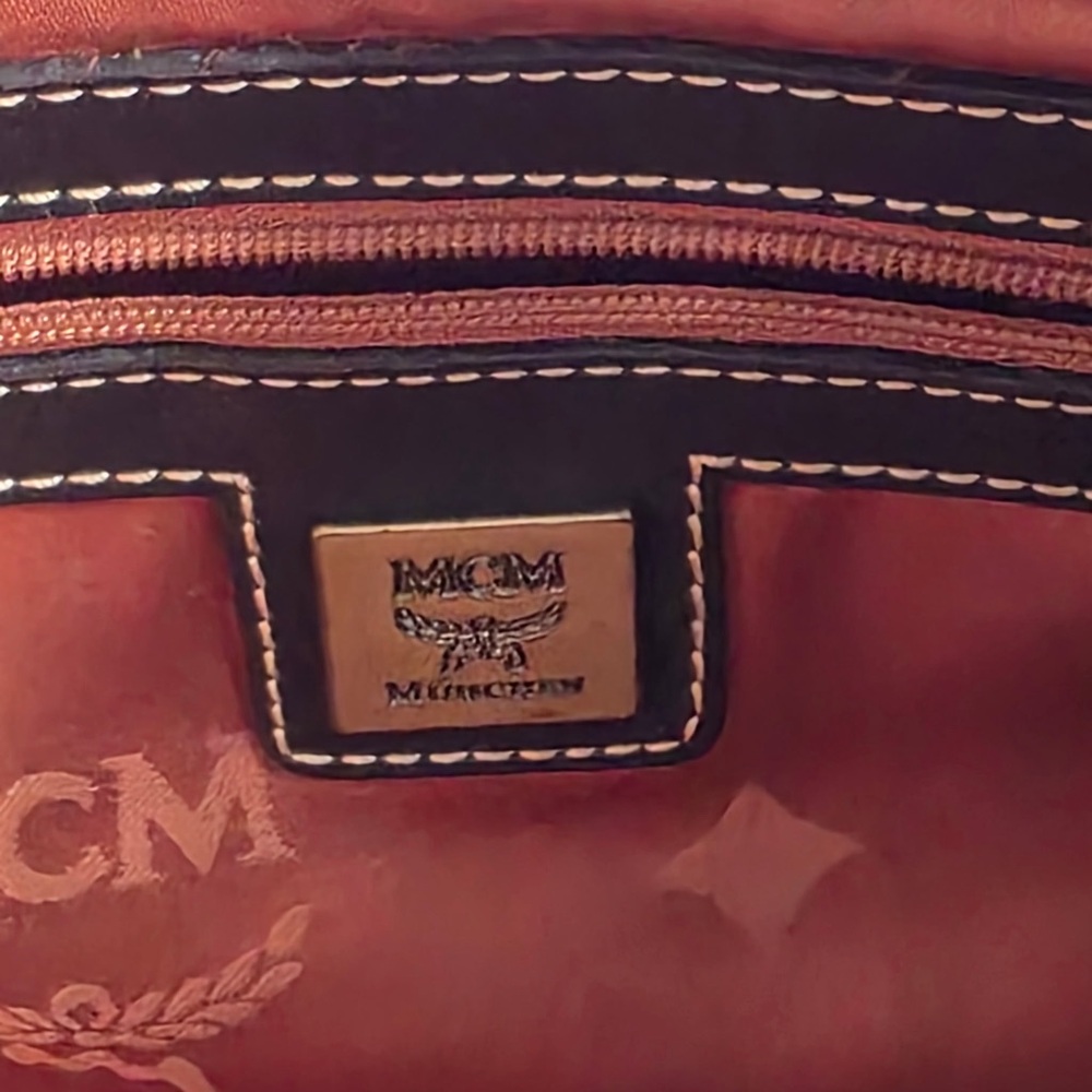 MCM Visetos Shoulder Bag small Tan and Black - Picture 8 of 9